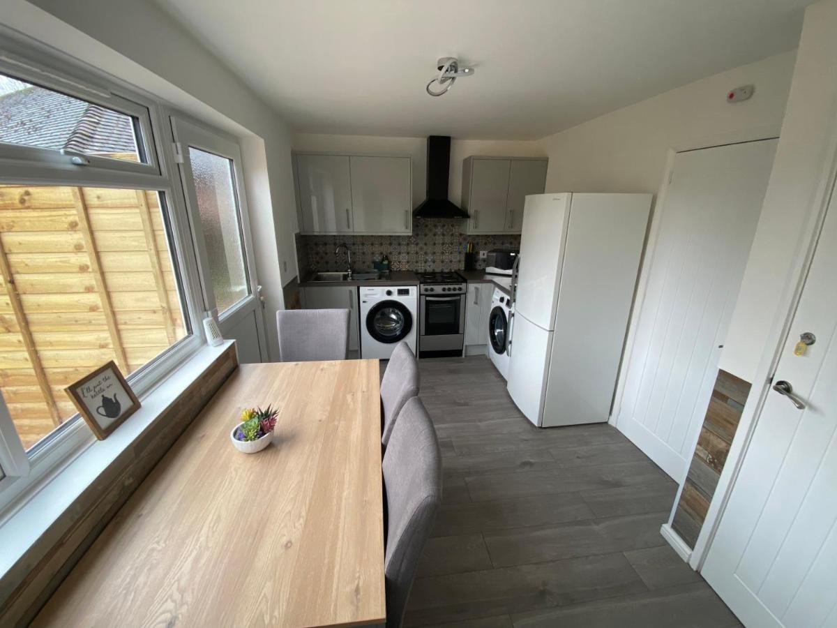 Gatwick Studio Horley Zewnętrze zdjęcie