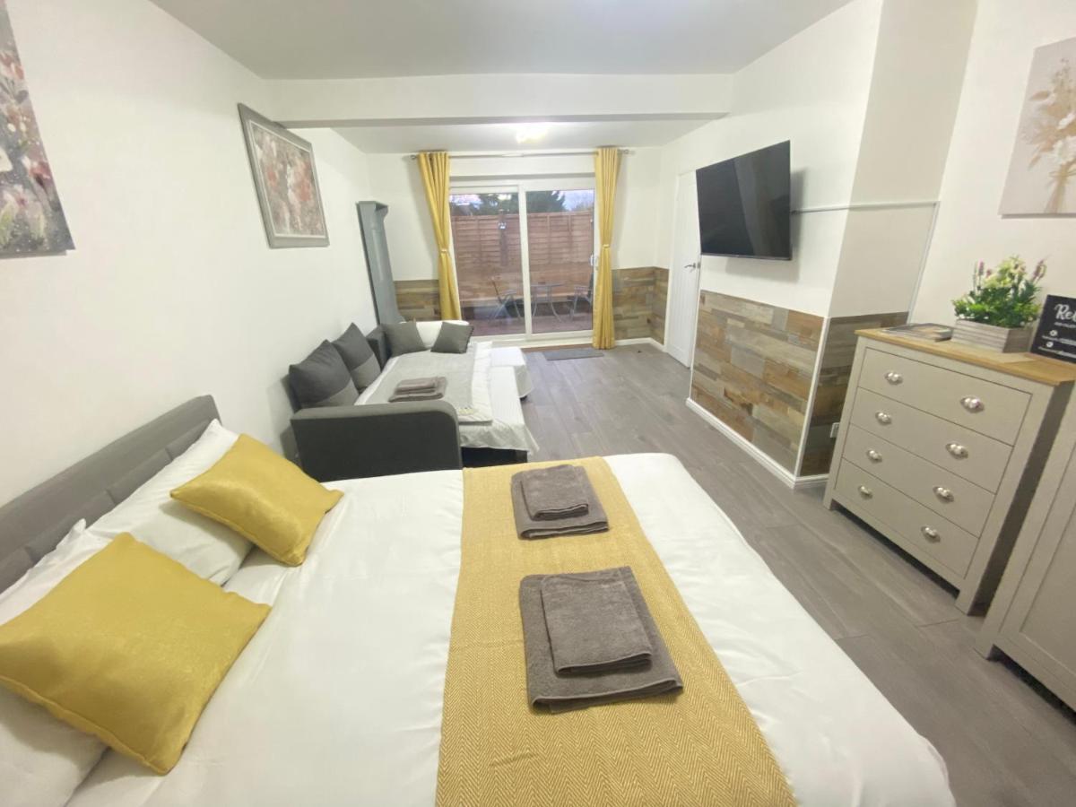 Gatwick Studio Horley Zewnętrze zdjęcie